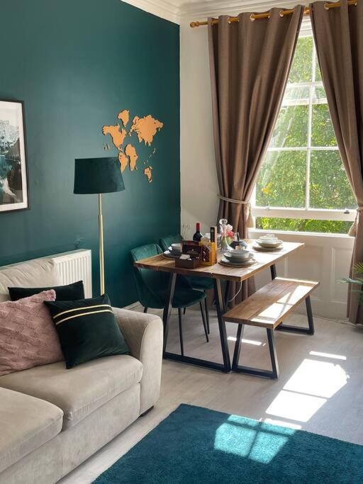 One Bedroom Flat In The Heart Of Islington London Exterior foto